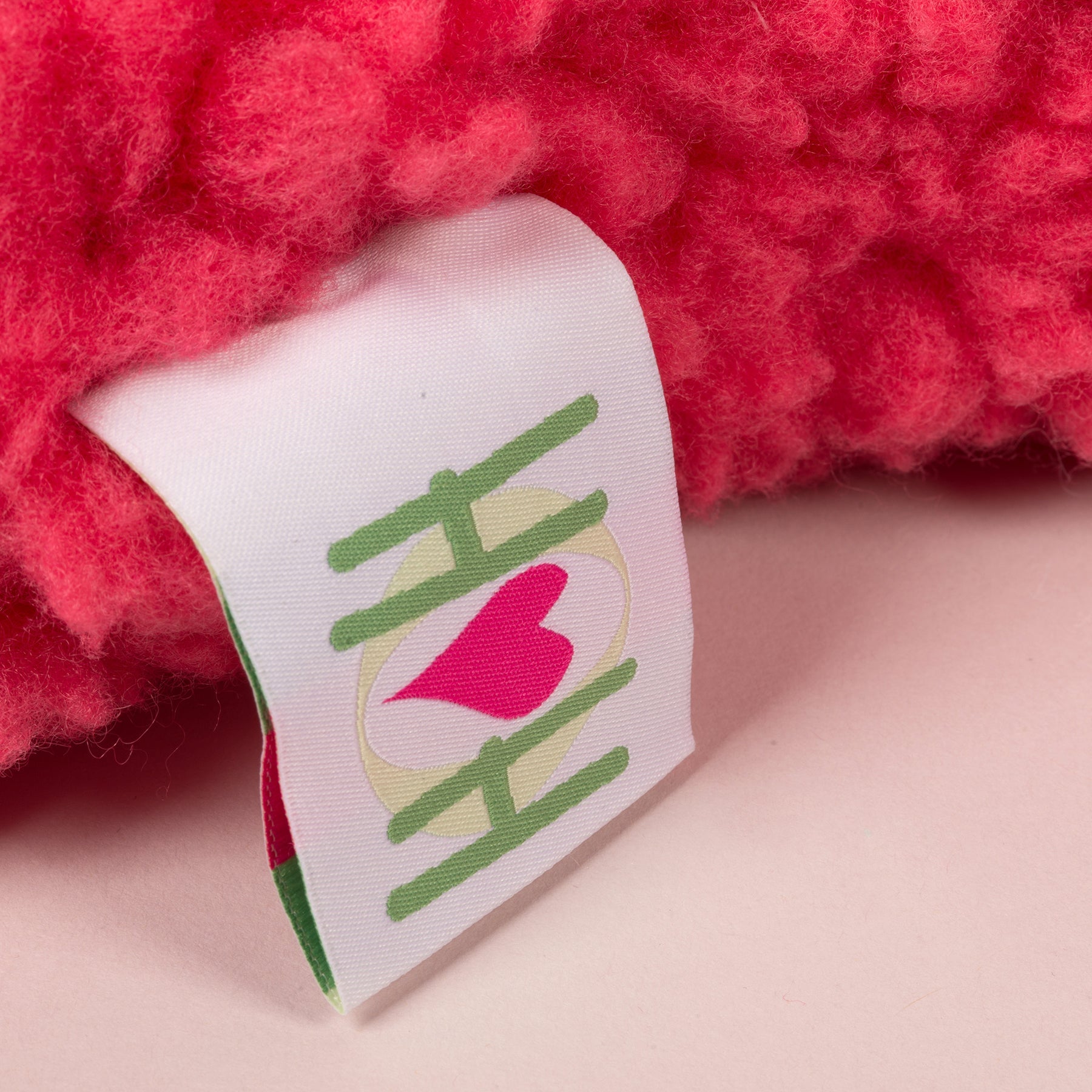 HuggleCause™, Living Beyond Breast Cancer, HuggleFleece® Pink Bones